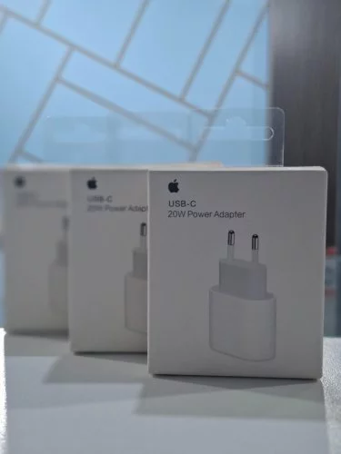 Iphone adapter